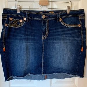 Seven7 Jean skirt.